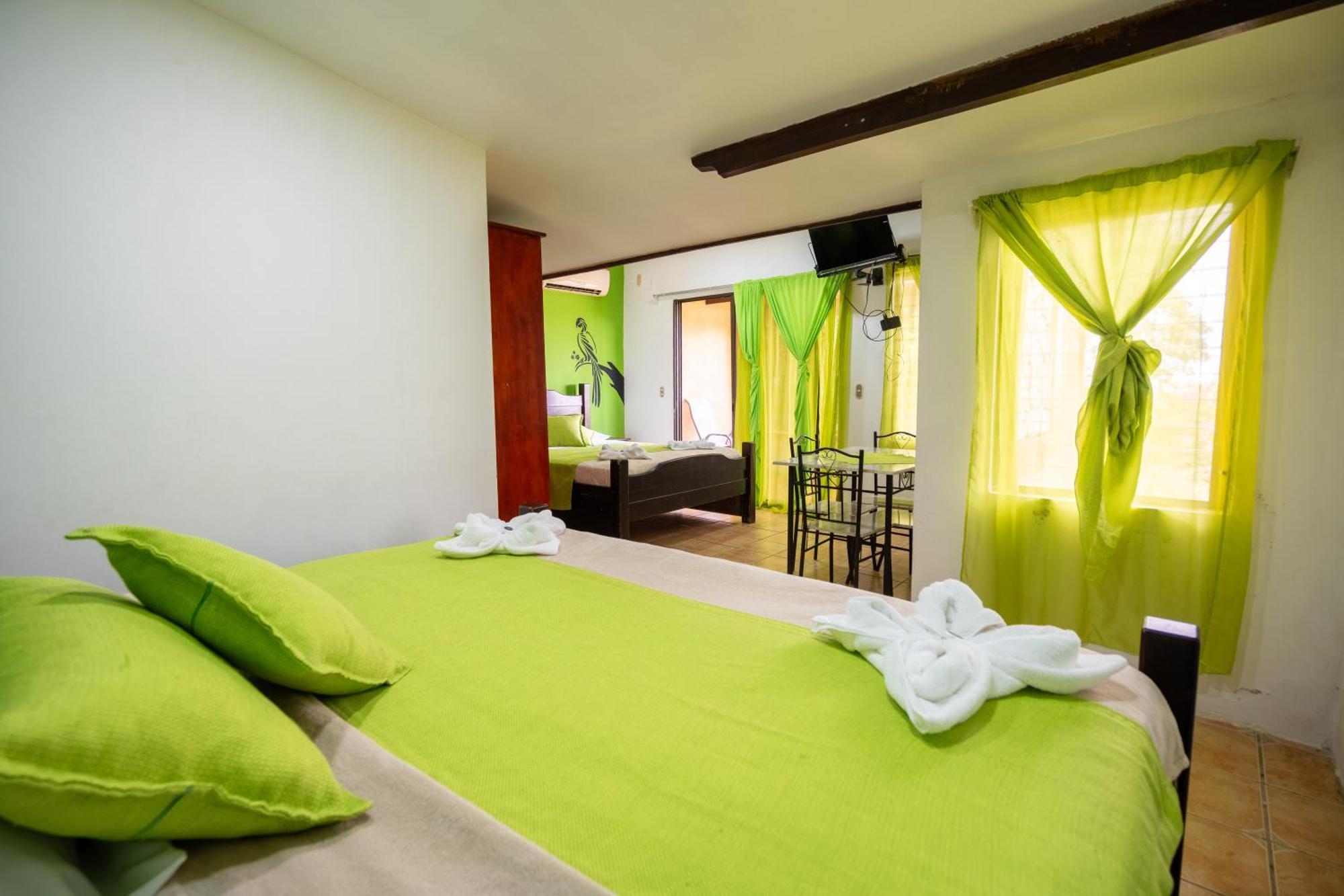 Adventure Park & Hotel Vista Golfo Tajo Alto Bagian luar foto